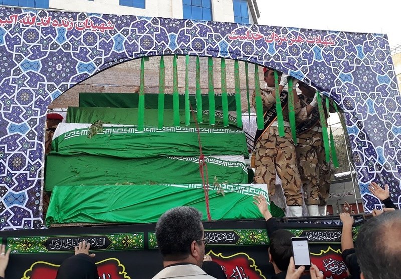 میزبانی مردم اهواز از 119 لاله پرپر 