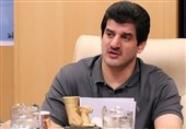 خادم: سکوت مسئولان برای مردم و قهرمانان کشتی قابل قبول نیست/ پرداخت اختلاف 2 میلیاردی پاداش‌ها حق قهرمانان است