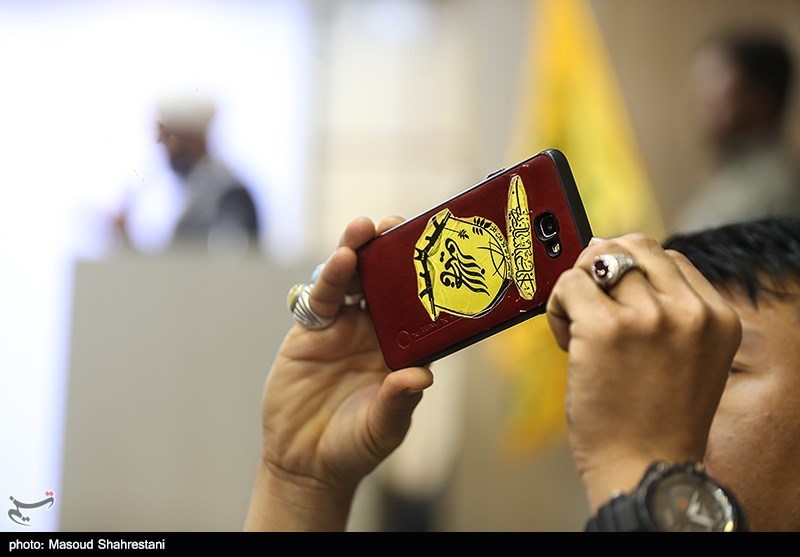 رونمایی از مستند(روی‌ خط‌ آتش) تیپ فاطمیون