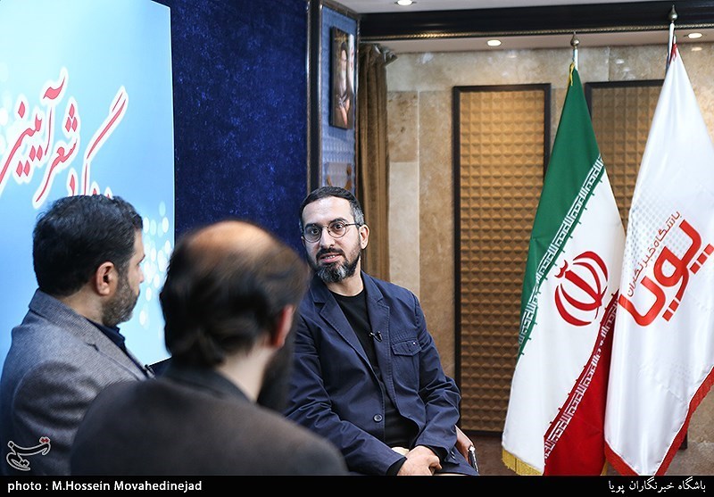 میزگرد شعر آیینی