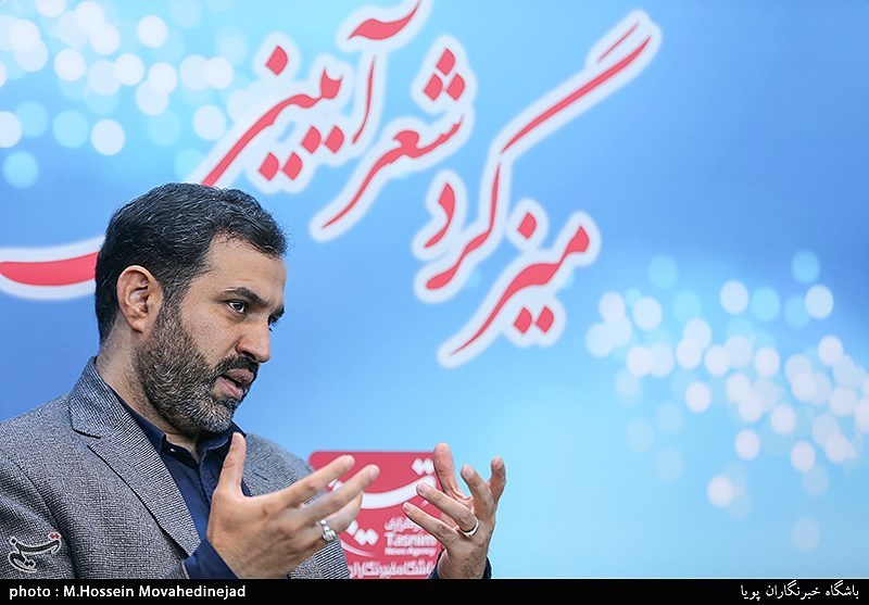 میزگرد شعر آیینی