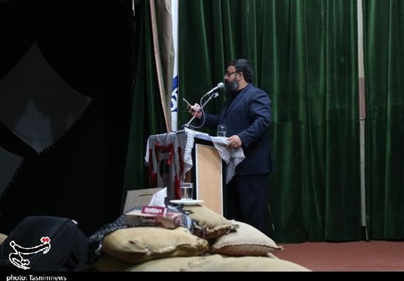 یادواره شهدای مدافع حرم در دانشگاه حضرت رقیه(س) یزد