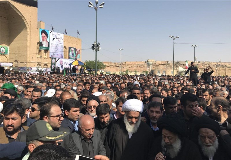 تشییع پیکر زنده‌یاد محمدعلی شیخ در شوشتر