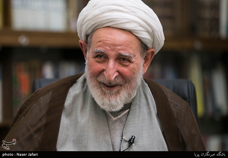 گفت و گو با  آیت الله محمدیزدی