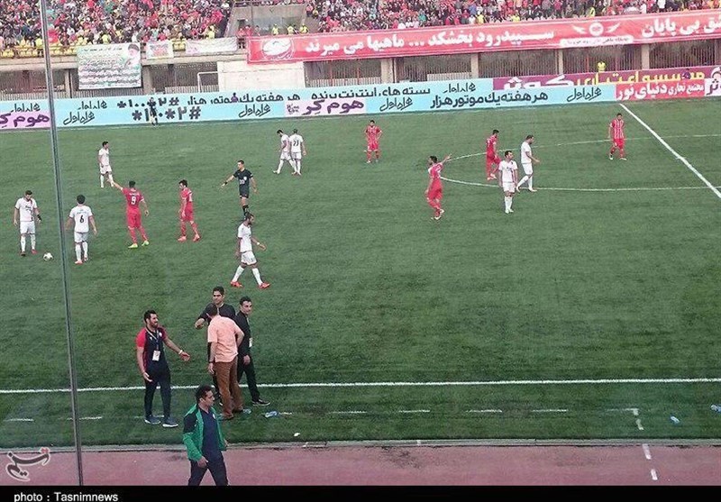 حاشیه بازی سپیدرود