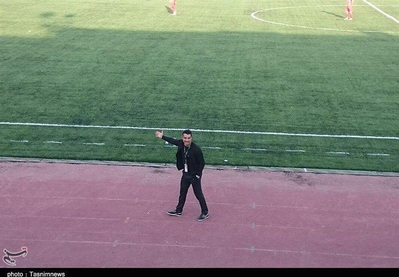 حاشیه نیمه نخست بازی سپیدرود با پدیده