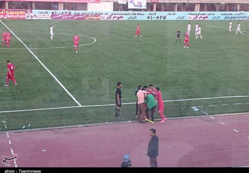 حاشیه نیمه دوم بازی سپیدرود