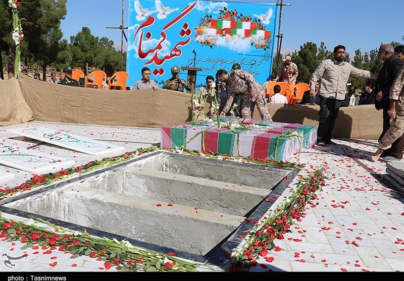 جلوه‌های ناب دلدادگی در آئین خاکسپاری 3 شهید گمنام دامغان به‌روایت تصویر