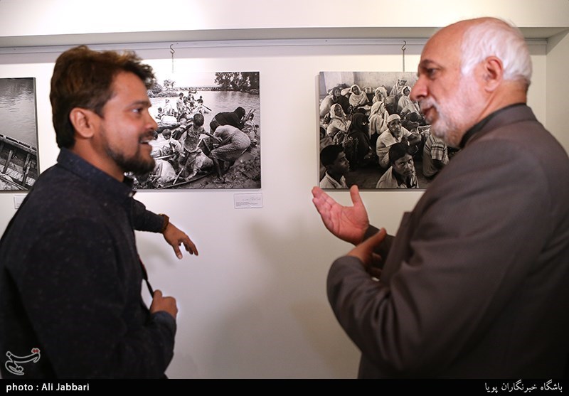 رونمایی تابلو یالثارات الحسین و نمایشگاه عکس میانمار و