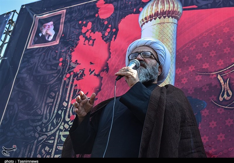 آغاز حرکت بزرگترین کاروان پیاده روی اربعینی حسینی کشور