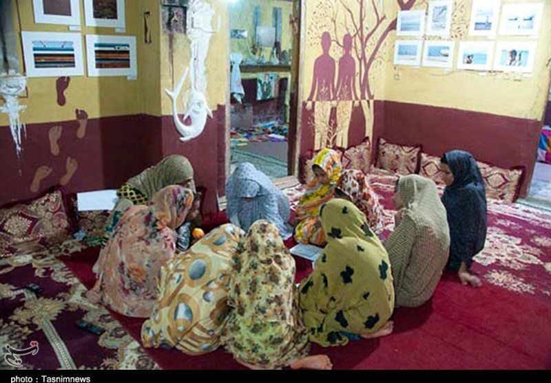 فعالیت زنان در امور هنری