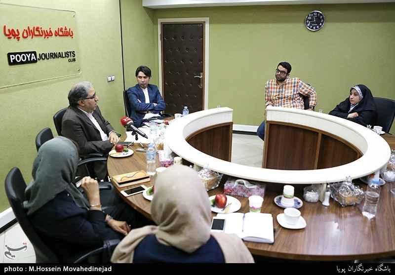 بررسی و نقد حضور ایران در نمایشگاه کتاب فرانکفورت