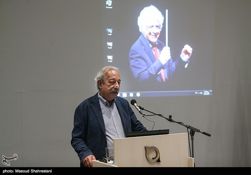 اهدای آثار لوریس چکناواریان به موزه موسیقی