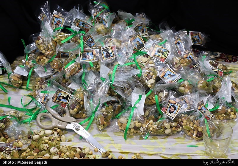 بسته بندی آجیل زائران کربلا