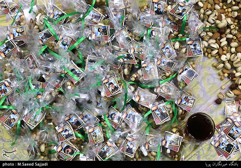 بسته بندی آجیل زائران کربلا