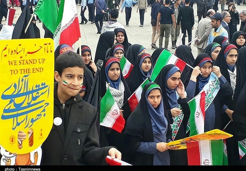 حضور حماسی گیلانیان در راهپیمایی روز ملی استکبارستیزی به‌روایت تصویر
