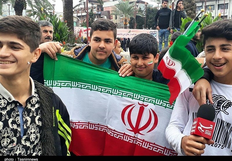 حضور حماسی گیلانیان در راهپیمایی روز ملی استکبارستیزی به‌روایت تصویر