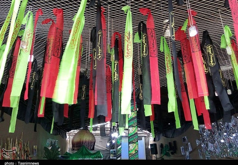 نمایشگاه "دلسوختگان اربعین" در رشت