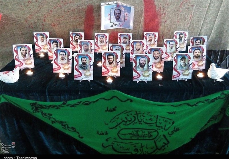 نمایشگاه "دلسوختگان اربعین" در رشت