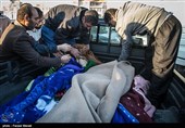 مصدومان و جانباختگان زلزله در سرپل‌ذهاب - کرمانشاه