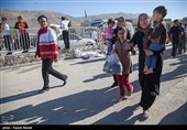 امداد رسانی به مصدومان زلزله در سرپل‌ذهاب