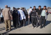 امداد رسانی به مصدومان زلزله در سرپل‌ذهاب