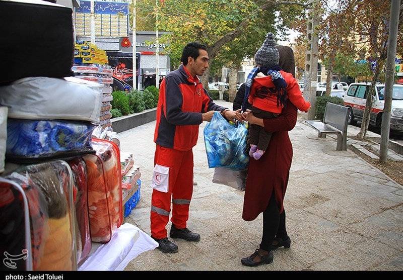 اهدای کمک  مردم خراسان شمالی به زلزله دگان