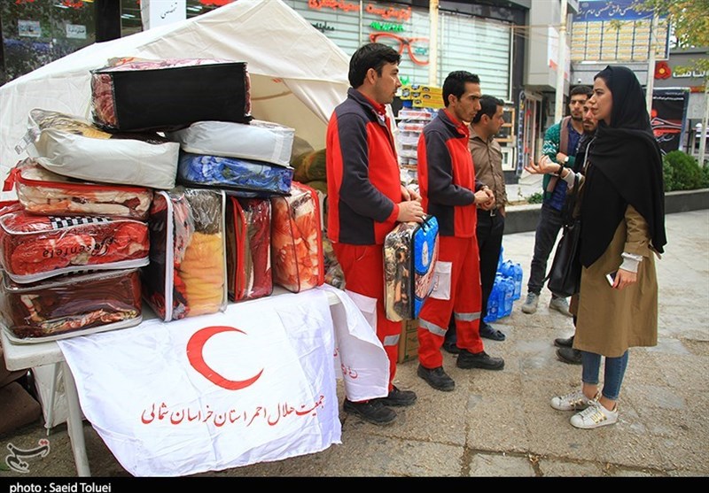 اهدای کمک  مردم خراسان شمالی به زلزله دگان