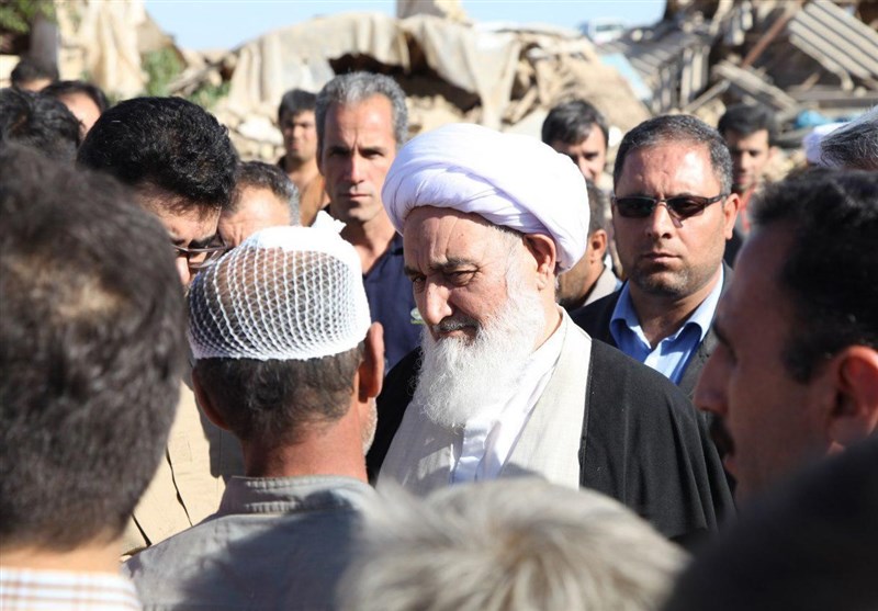 بازدید آیت الله علما از مناطق زلزله زده