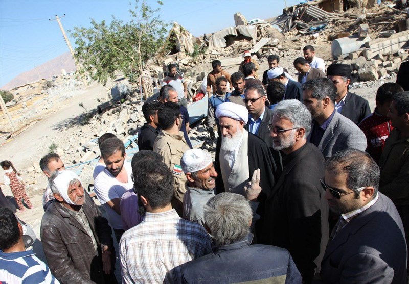 بازدید آیت الله علما از مناطق زلزله زده