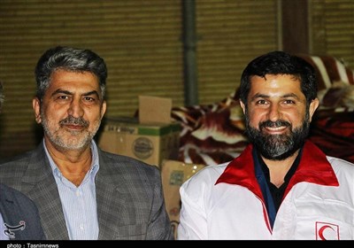 جمع آوری کمک‌های مردم خوزستان برای زلزله‌زدگان به روایت تصویر