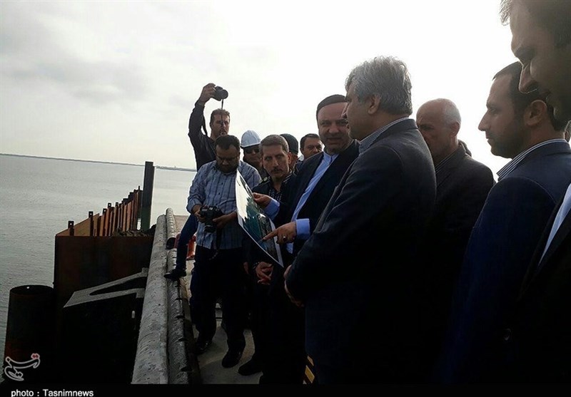 بازدید استاندار گیلان از منطقه آزاد انزلی
