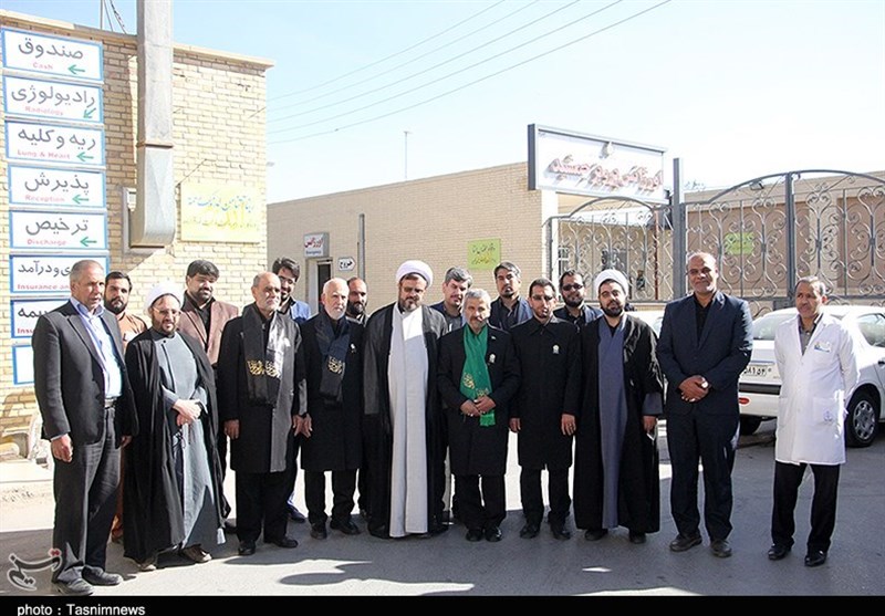 عیادت خادمان آستان قدس رضوی از بیماران یزد