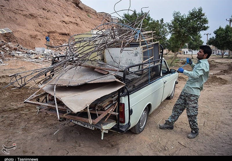 تخلیه و تخریب 40 منزل مسکونی ناامن در اهواز