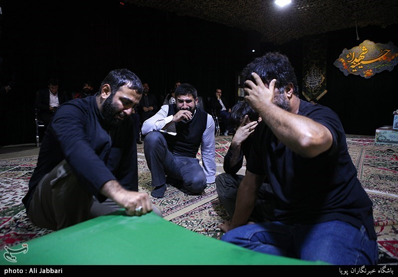 وداع با پیکر شهید مدافع حرم مهدی موحدنیا