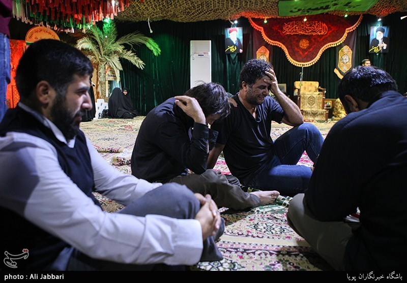 وداع با پیکر شهید مدافع حرم مهدی موحدنیا