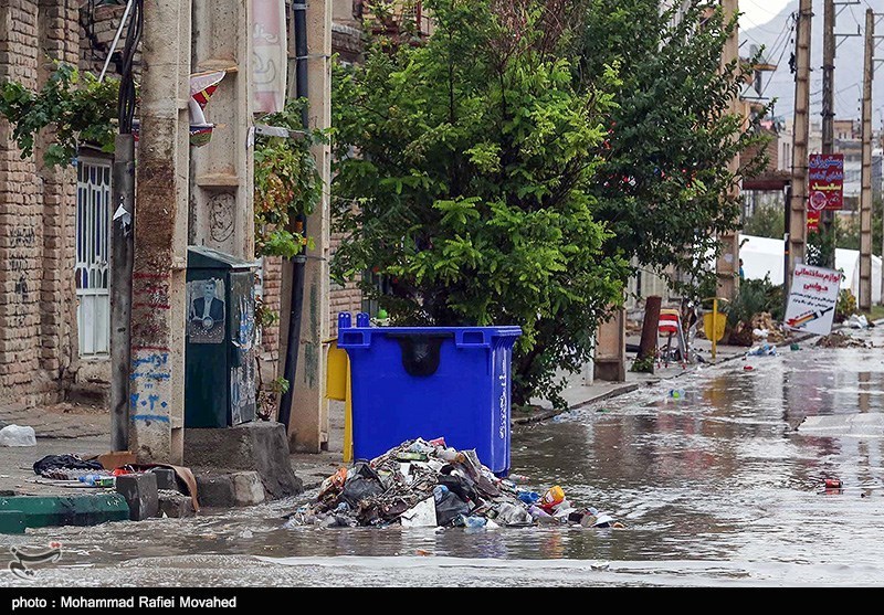 بارش باران در مناطق زلزله زده