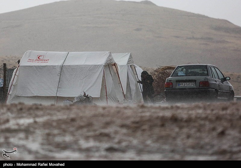 بارش باران در مناطق زلزله زده