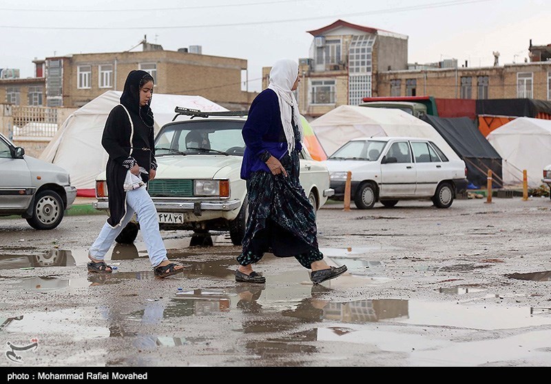 بارش باران در مناطق زلزله زده