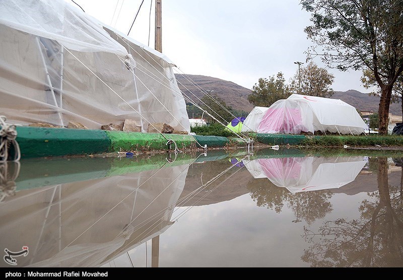 بارش باران در مناطق زلزله زده