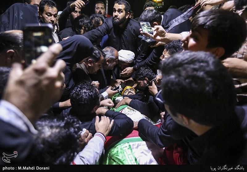 وداع با پیکر شهید مدافع حرم علیرضا جیلان