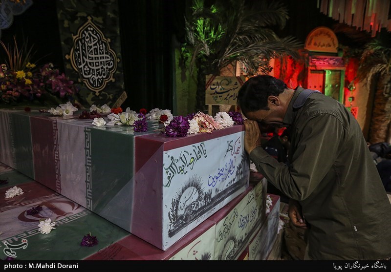 وداع با پیکر شهید مدافع حرم علیرضا جیلان