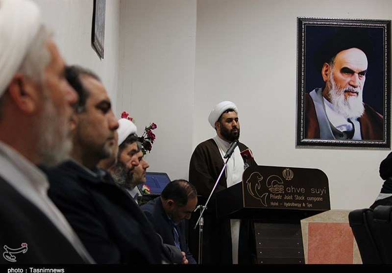 کارگاه آموزشی-توجیهی مدیران قرارگاه‌های فرهنگی منطقه شمالغرب کشور