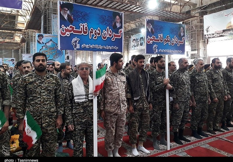 جشن بزرگ پیروزی مقاومت در اهواز با حضور بسیجیان