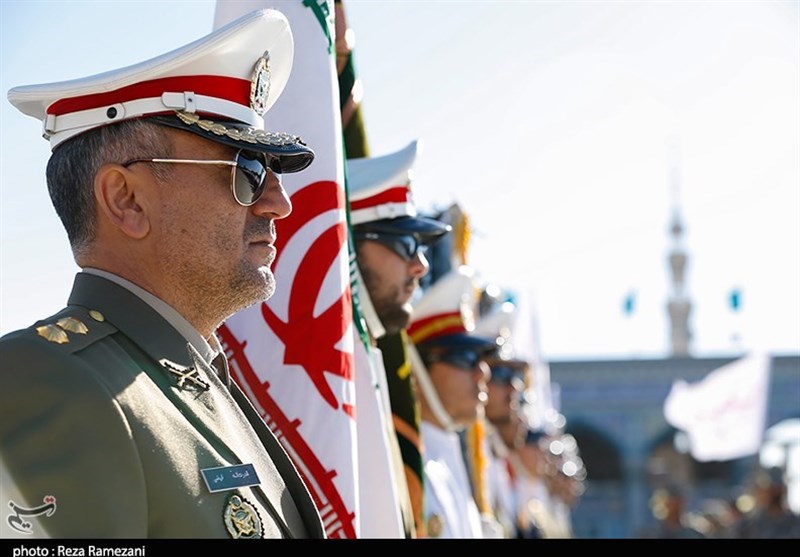 صبحگاه نیروهای مسلح استان قم 