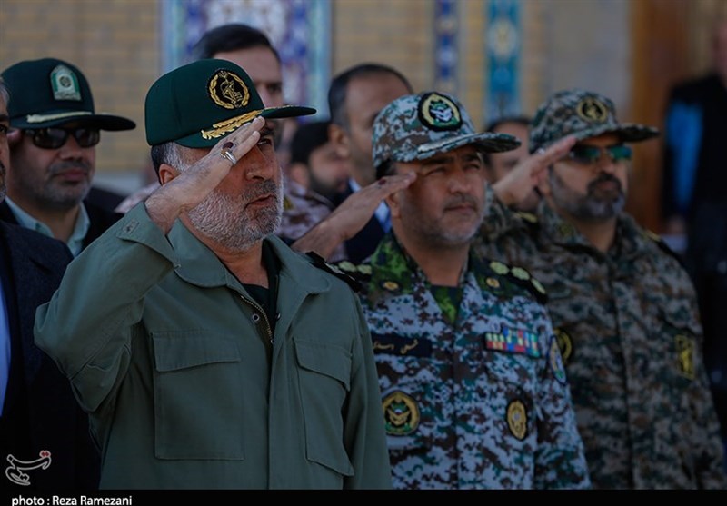 صبحگاه نیروهای مسلح استان قم 