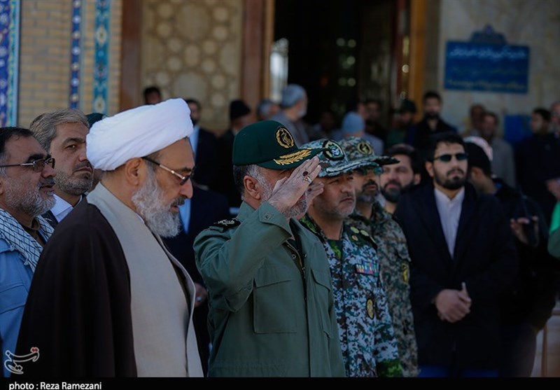 صبحگاه نیروهای مسلح استان قم 