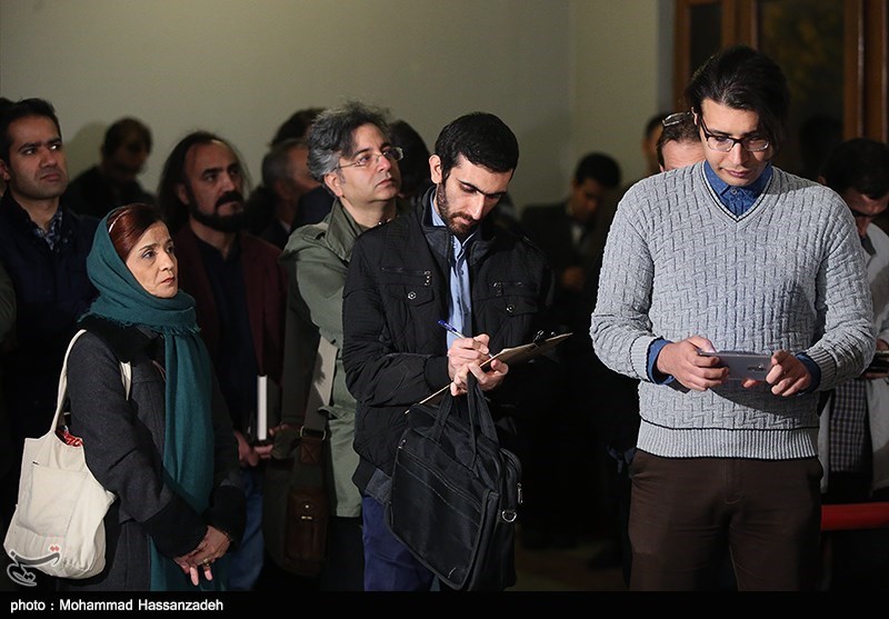 افتتاح نمایشگاه دوسالانه کاریکاتور