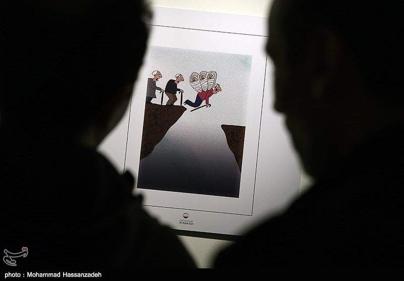 افتتاح نمایشگاه دوسالانه کاریکاتور