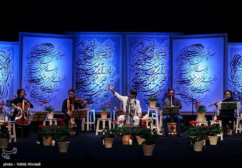 کنسرت پرواز همای